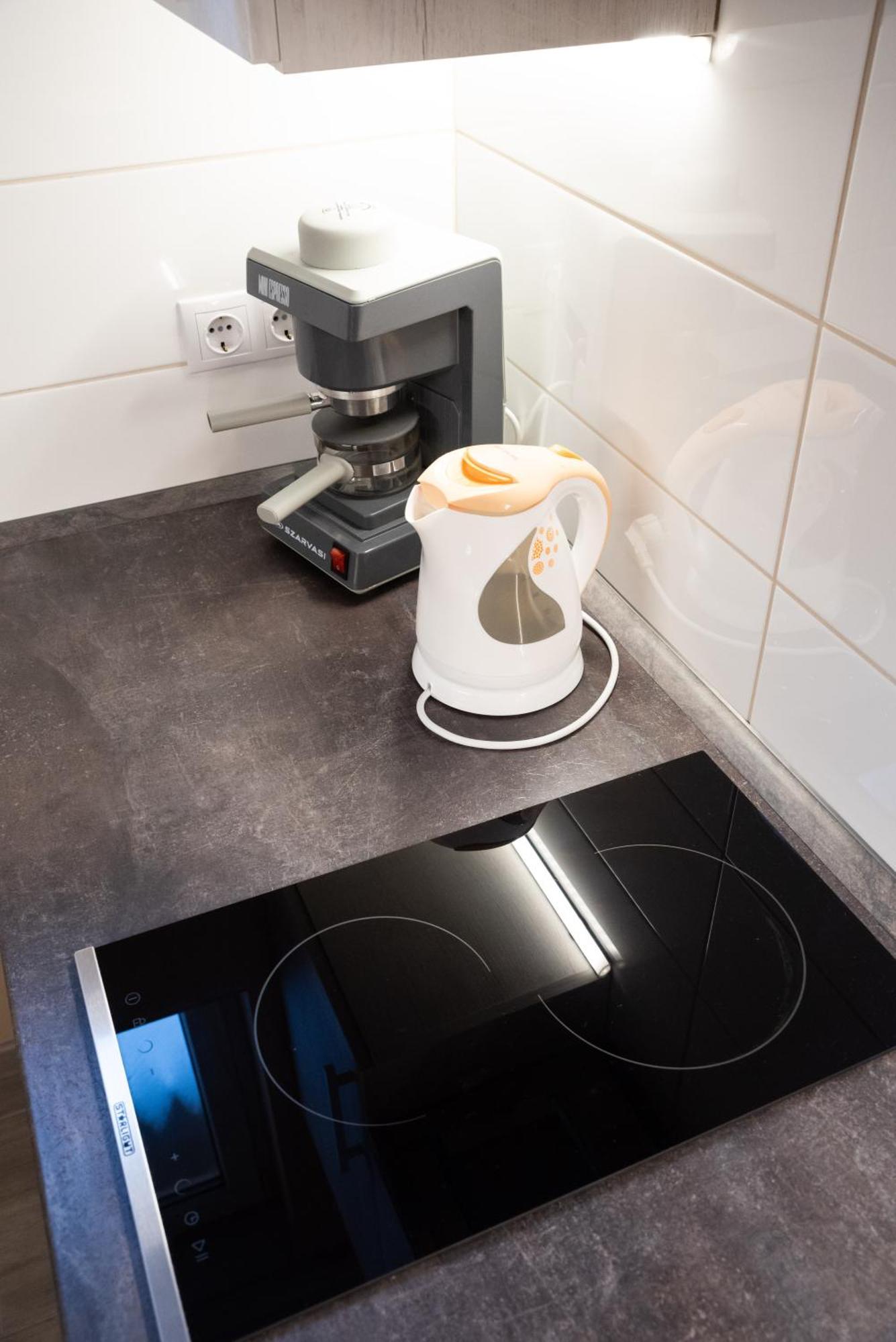 Gesztenye Apartman Makó Esterno foto