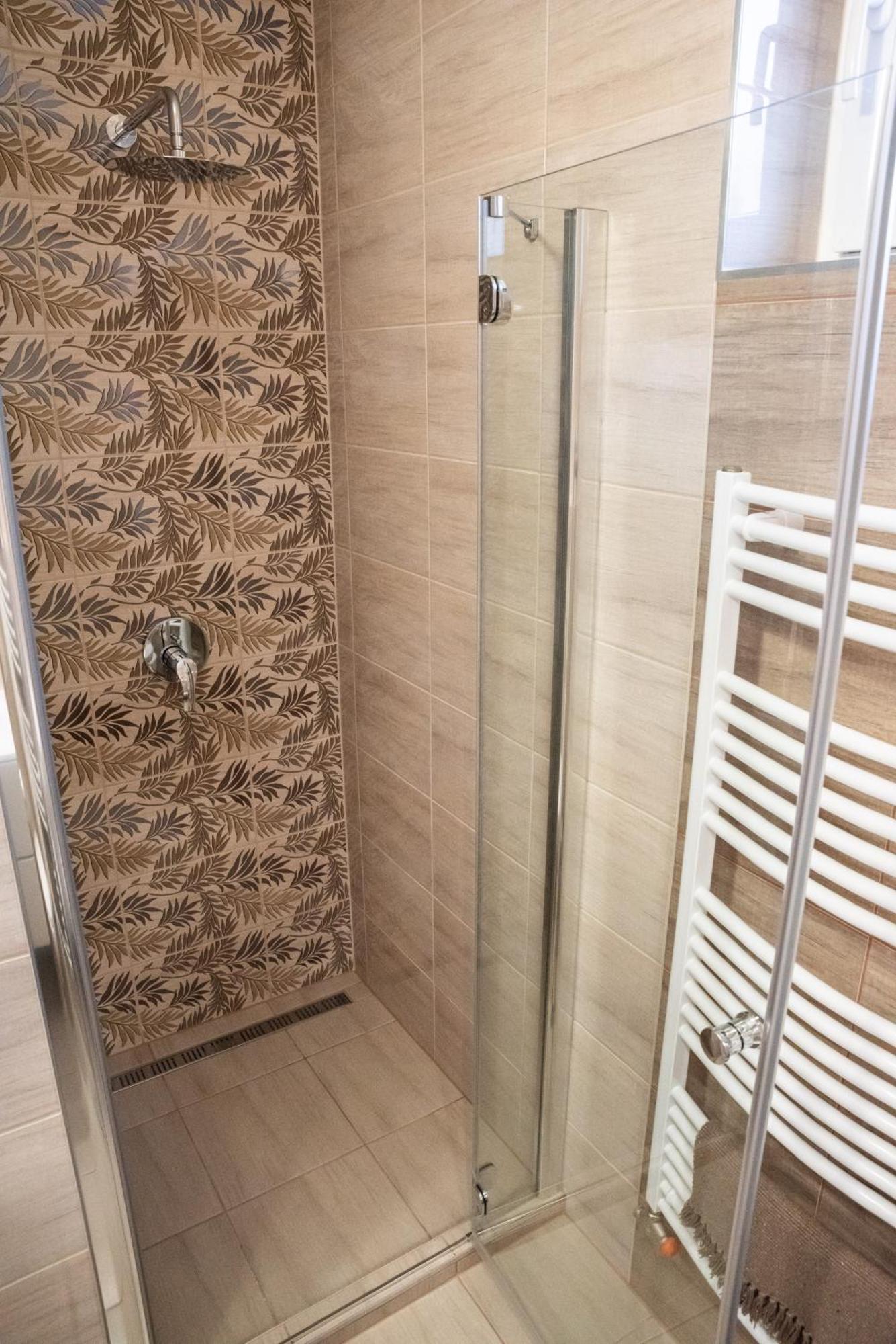 Gesztenye Apartman Makó Esterno foto