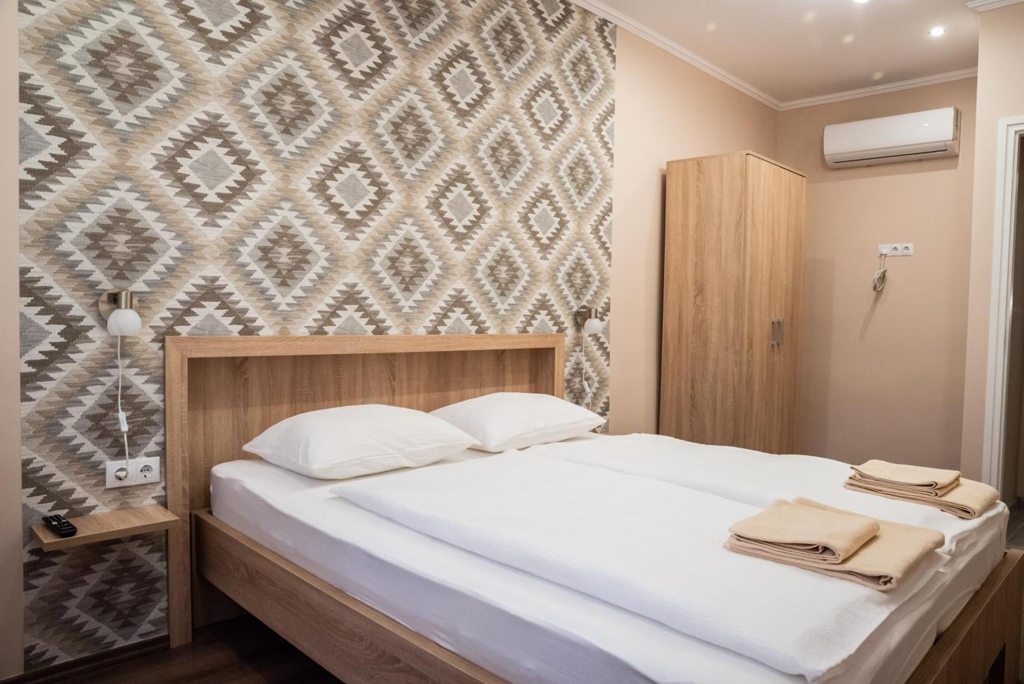 Gesztenye Apartman Makó Esterno foto