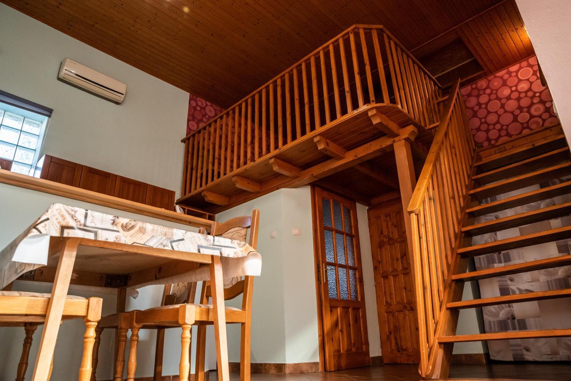 Gesztenye Apartman Makó Esterno foto
