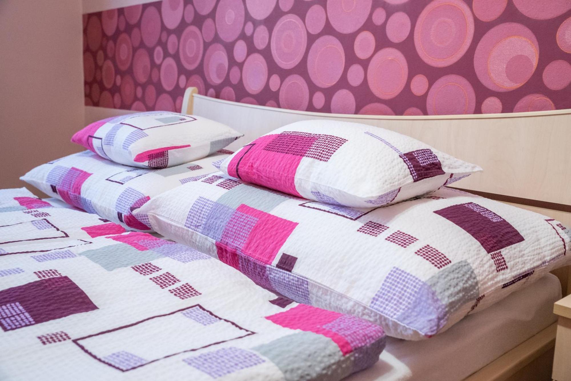 Gesztenye Apartman Makó Esterno foto