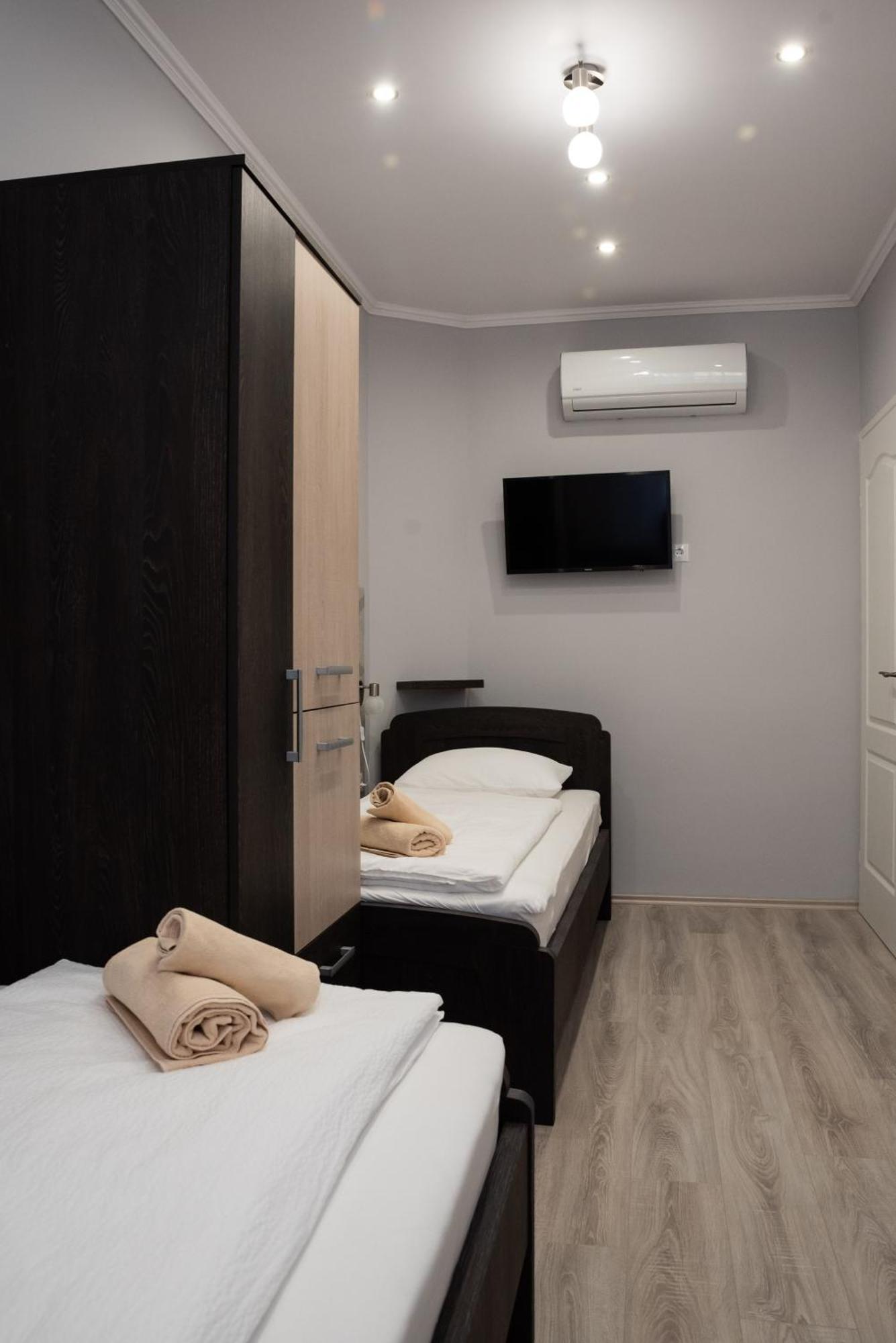 Gesztenye Apartman Makó Esterno foto